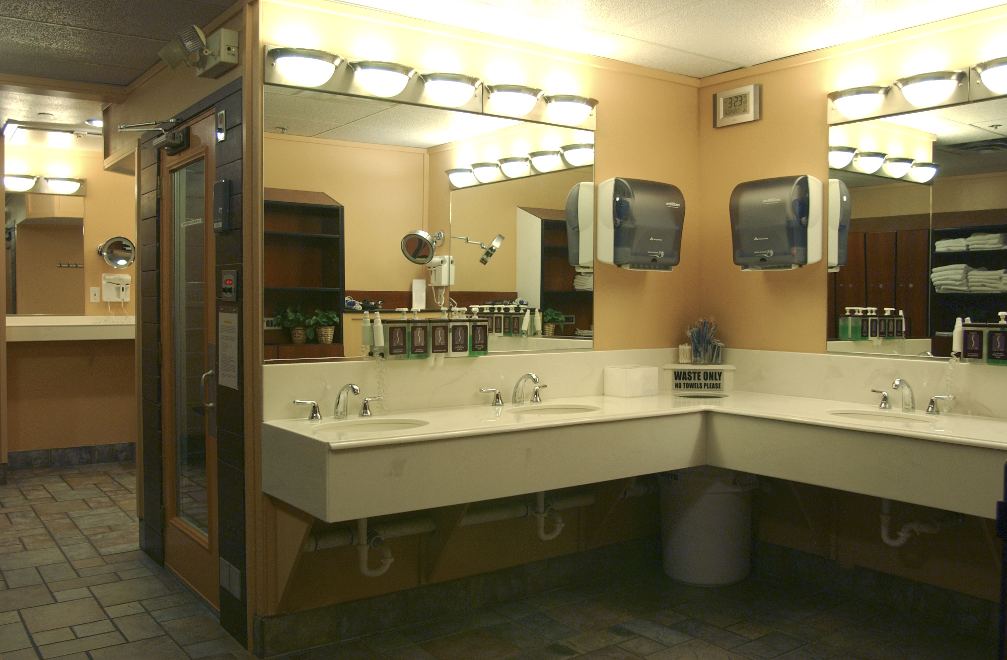 Why We Love the Infrared Sauna Castle Hill Fitness Austin, TX