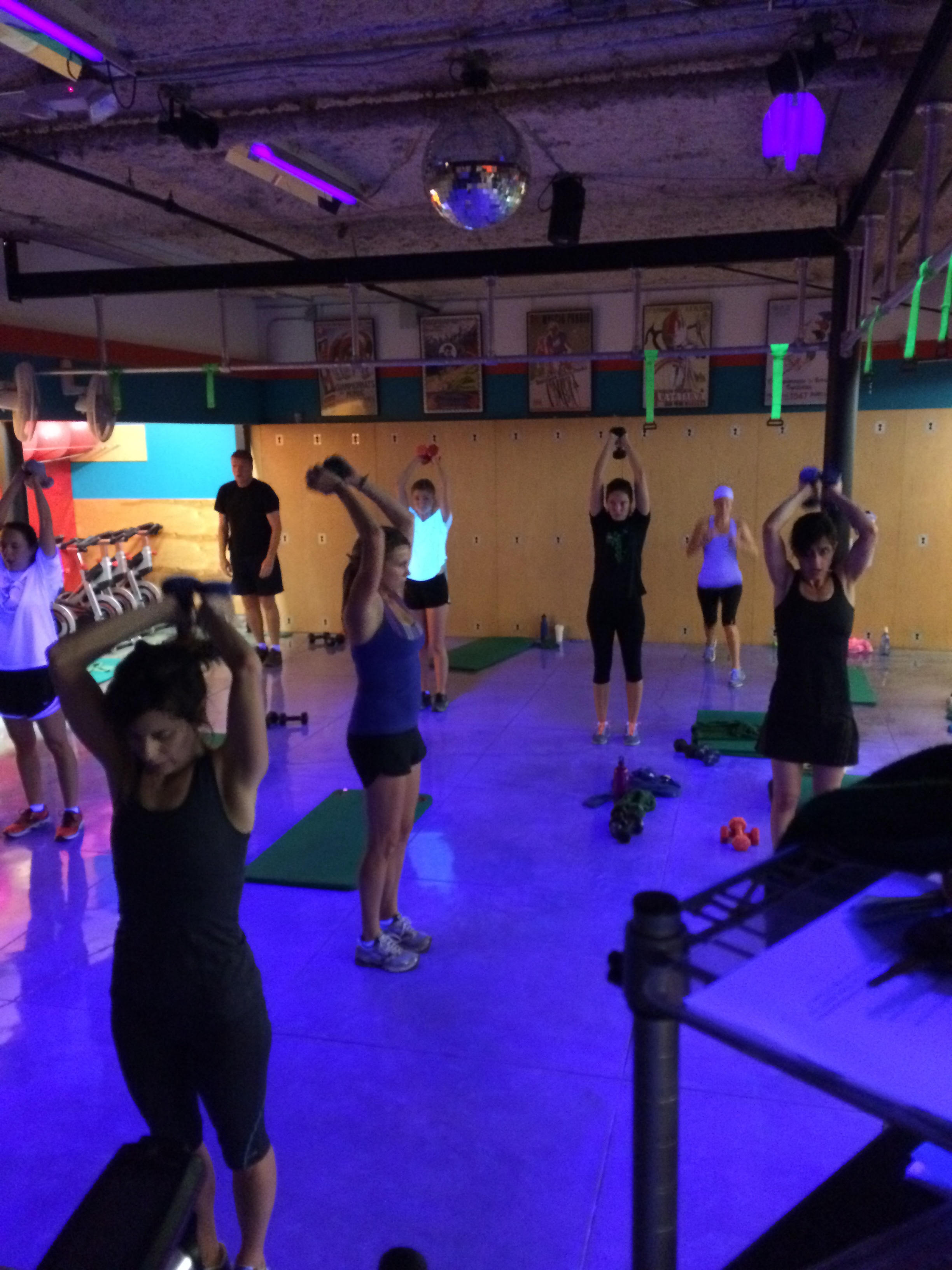 Group fitness class at Castle Hill Fitness Austin