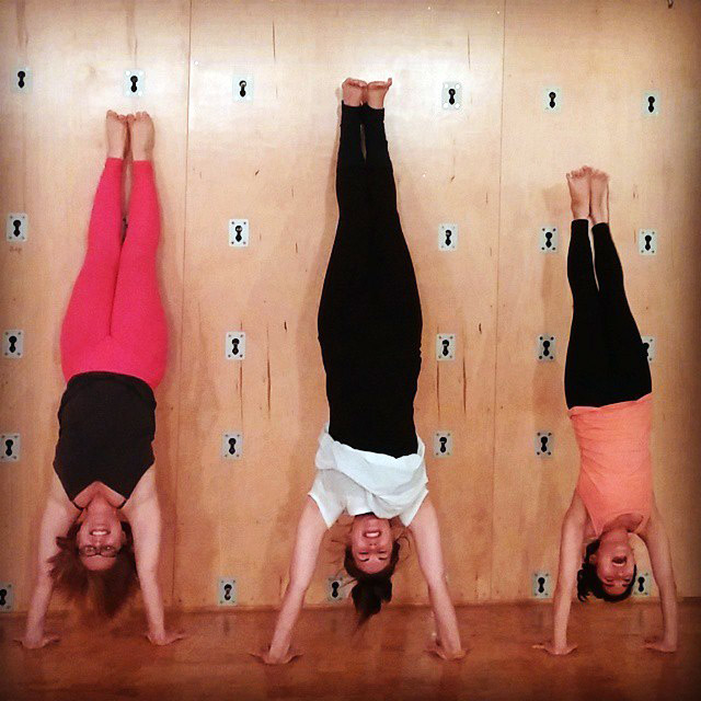 tracey whitney ashley handstand