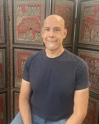 Acupuncturist Aaron Rubinstein