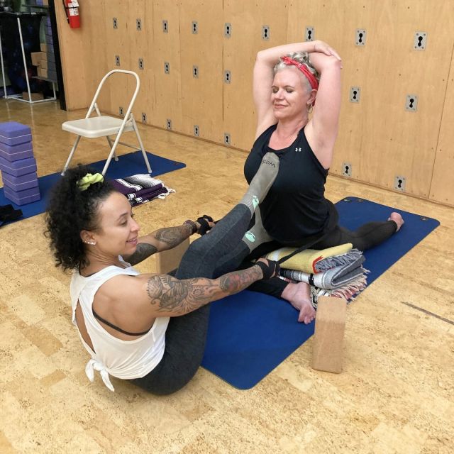 🆕 Introducing Alignment Flow: Katonah Inspired class with Tiffany Tuesdays and Thursdays 9:30AM 👇️⁠
⁠
Join Tiffany for a heavily propped, alignment based class where we’ll utilize concepts of Katonah Yoga, blended into a form-focused flow. Katonah Yoga is a practice that incorporates Hatha yoga with Taoist theory and classical geometry, aimed at helping to move energy through the organs, bones, and joints. ⁠
⁠
Find out more about Tiffany and sign up through the link in bio!
