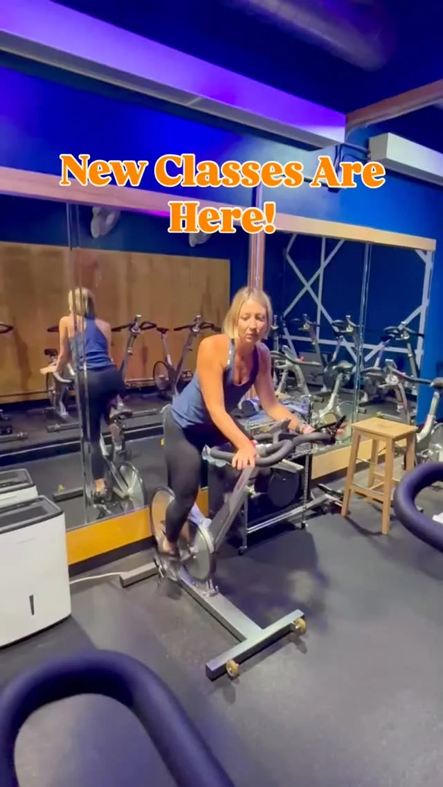 📢 It’s time to get back to class - and we’ve got some exciting new additions to our schedule! We can’t wait to see you at the Castle for these fresh and fab fitness offerings ⤵️  🔸 𝘾𝙔𝘾𝙇𝙀 𝘽𝙚𝙖𝙩𝙨 with @laurie.molter: Mondays at 8am & Tuesdays at 5:30pm  🔸 𝘽𝙊𝙊𝙏𝙔 𝘾𝙊𝙍𝙀 with @jsimstrack: Mondays & Wednesdays at 6pm  🔸 𝘼𝘽𝙎 & 𝘼𝙍𝙈𝙎 with @jsimstrack: Tuesdays & Thursdays at 6pm  🔸 𝙀𝙢𝙗𝙤𝙙𝙞𝙚𝙙 𝙁𝙡𝙤𝙬 & 𝙍𝙚𝙨𝙩𝙤𝙧𝙚 𝙔𝙤𝙜𝙖 (𝘾𝙤𝙢𝙢𝙪𝙣𝙞𝙩𝙮 𝘾𝙡𝙖𝙨𝙨) with @giocondayoga: Wednesdays at 1:15pm  🔸 𝙄𝙣𝙩𝙚𝙧𝙢𝙚𝙙𝙞𝙖𝙩𝙚 𝙋𝙞𝙡𝙖𝙩𝙚𝙨 𝙀𝙦𝙪𝙞𝙥𝙢𝙚𝙣𝙩 with @coul_cass: Wednesdays at 7pm  🔸 𝘼𝙡𝙞𝙜𝙣𝙢𝙚𝙣𝙩/𝙄𝙮𝙚𝙣𝙜𝙖𝙧 𝙃𝙖𝙧𝙙 𝙒𝙤𝙧𝙠 𝙔𝙤𝙜𝙖 with Devon: (new time) Sundays at 11am  Sign up through the link in bio - we’ll see you in class!  #chfitness #chfitfam #castlehillfitness #atx #chfitnessfam #atxgym #chfit #atxfitness #austinfitness #atxfitnesscommunity